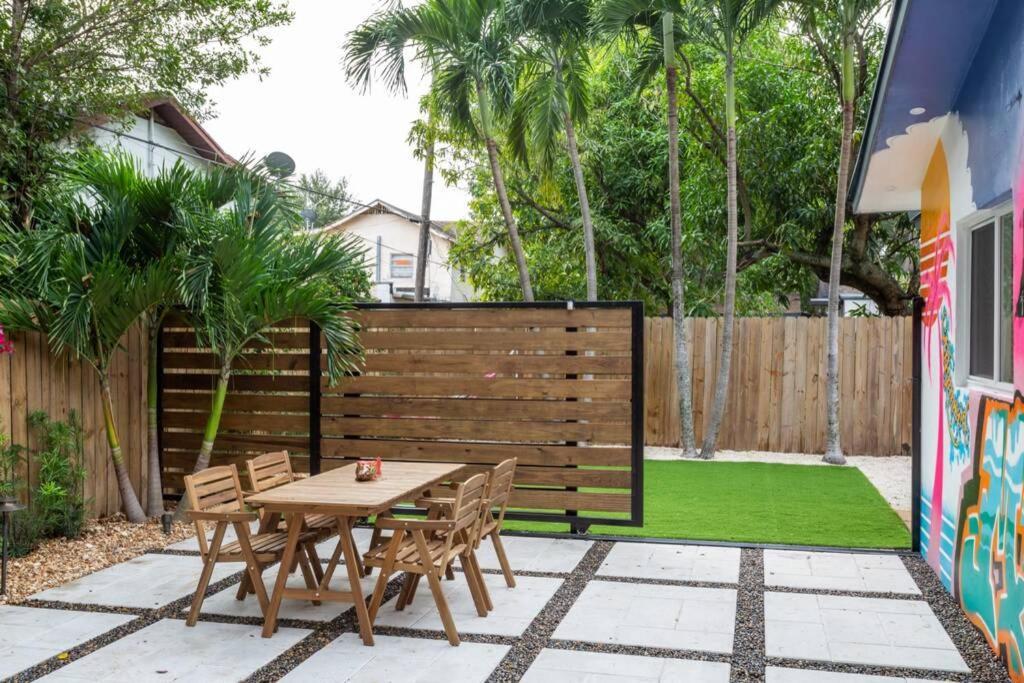 Casa Madeira @ The Heart Of Miami Design District Villa Kültér fotó